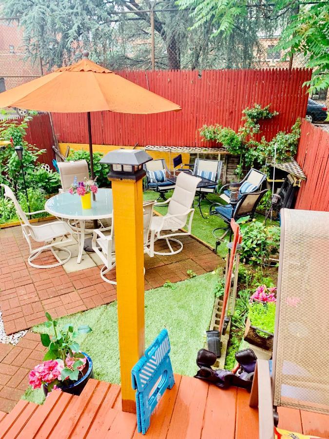 Lga Airport 3 Mins, 3 Bedroom Duplex House, Parking And Private Backyard, 9Mins Subway! New York Esterno foto